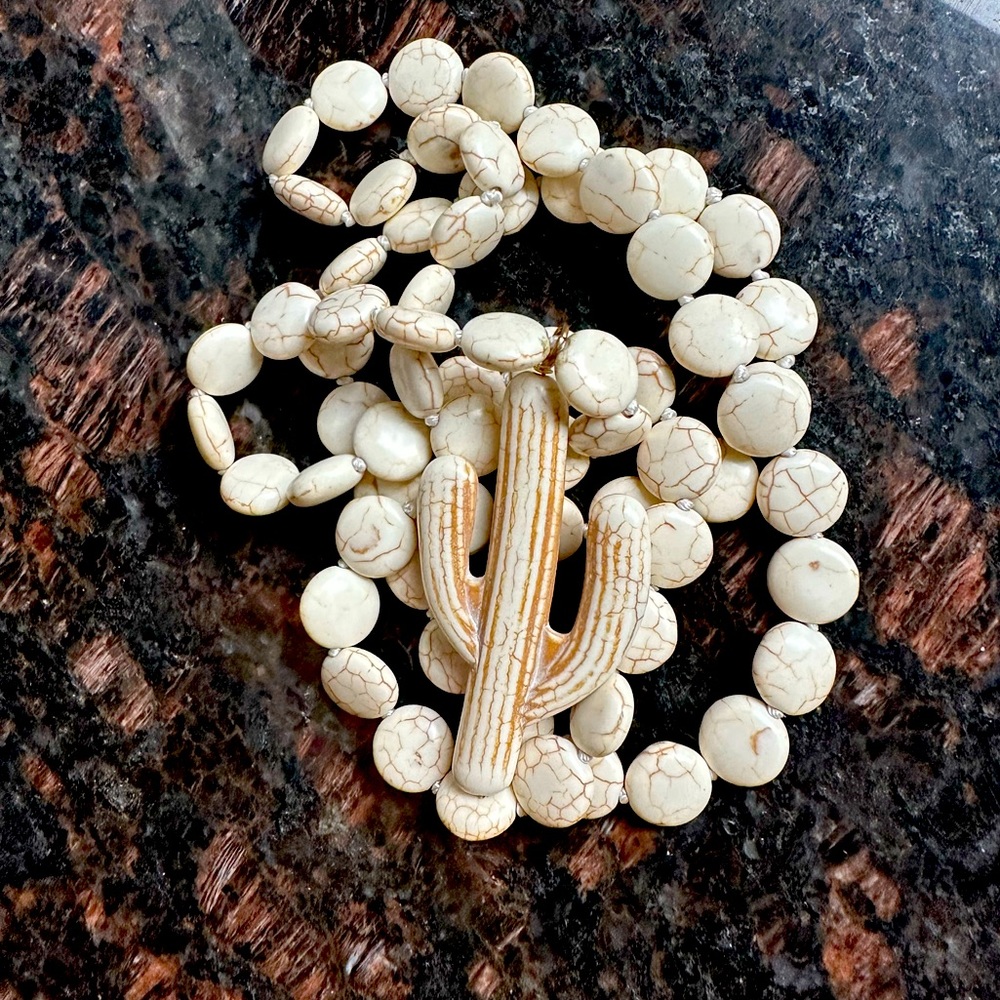 Beaded Cream White Necklace with Cactus